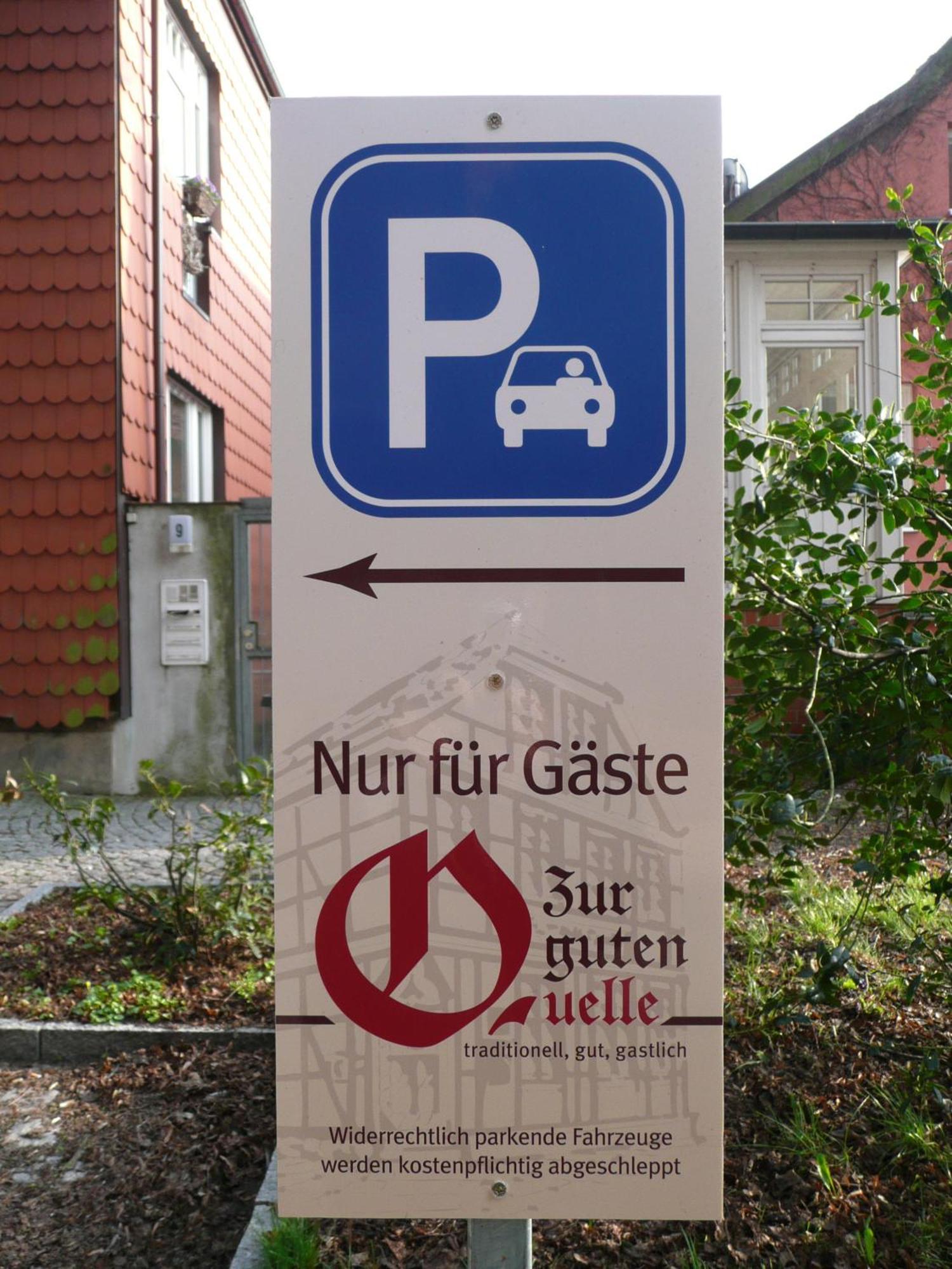 שוורין Gasthof Zur Guten Quelle מראה חיצוני תמונה